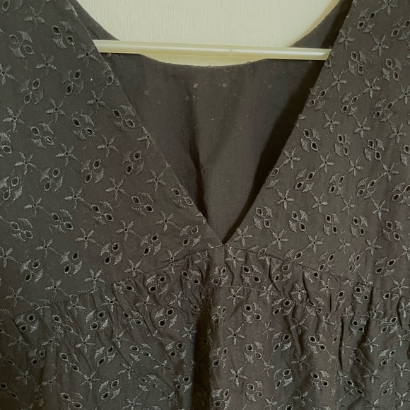 Black Embroidered V-Back Tank Top from Loft - Picture 5 of 7